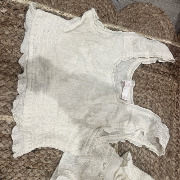 Rachel Parcell Cream Ruffled Set - Picture 3 of 3